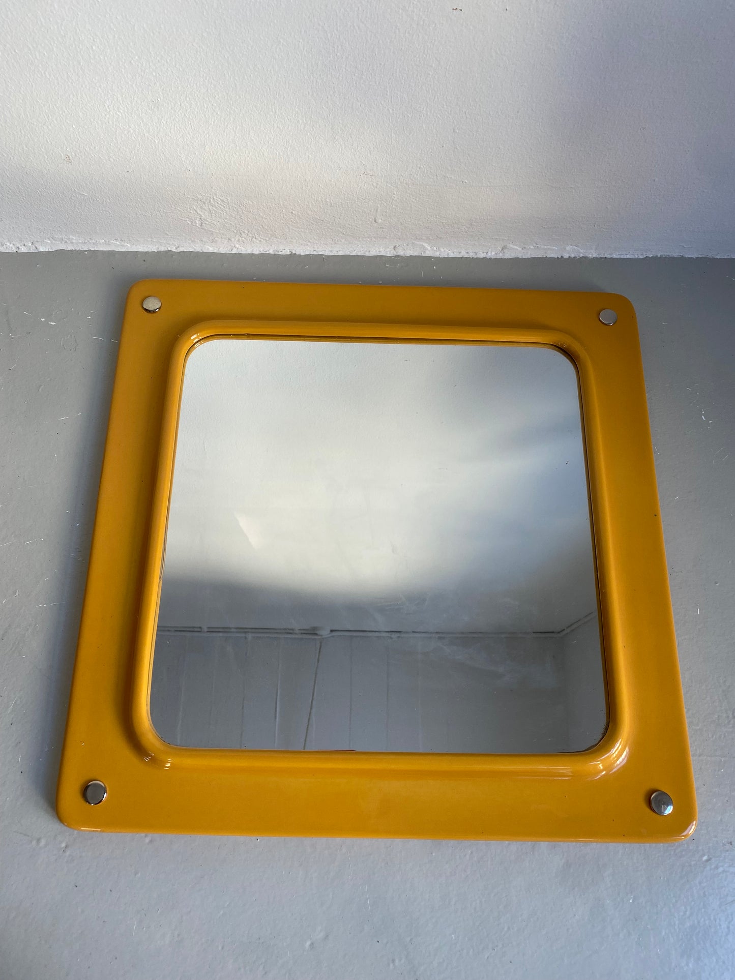Yellow Ceramic mirror