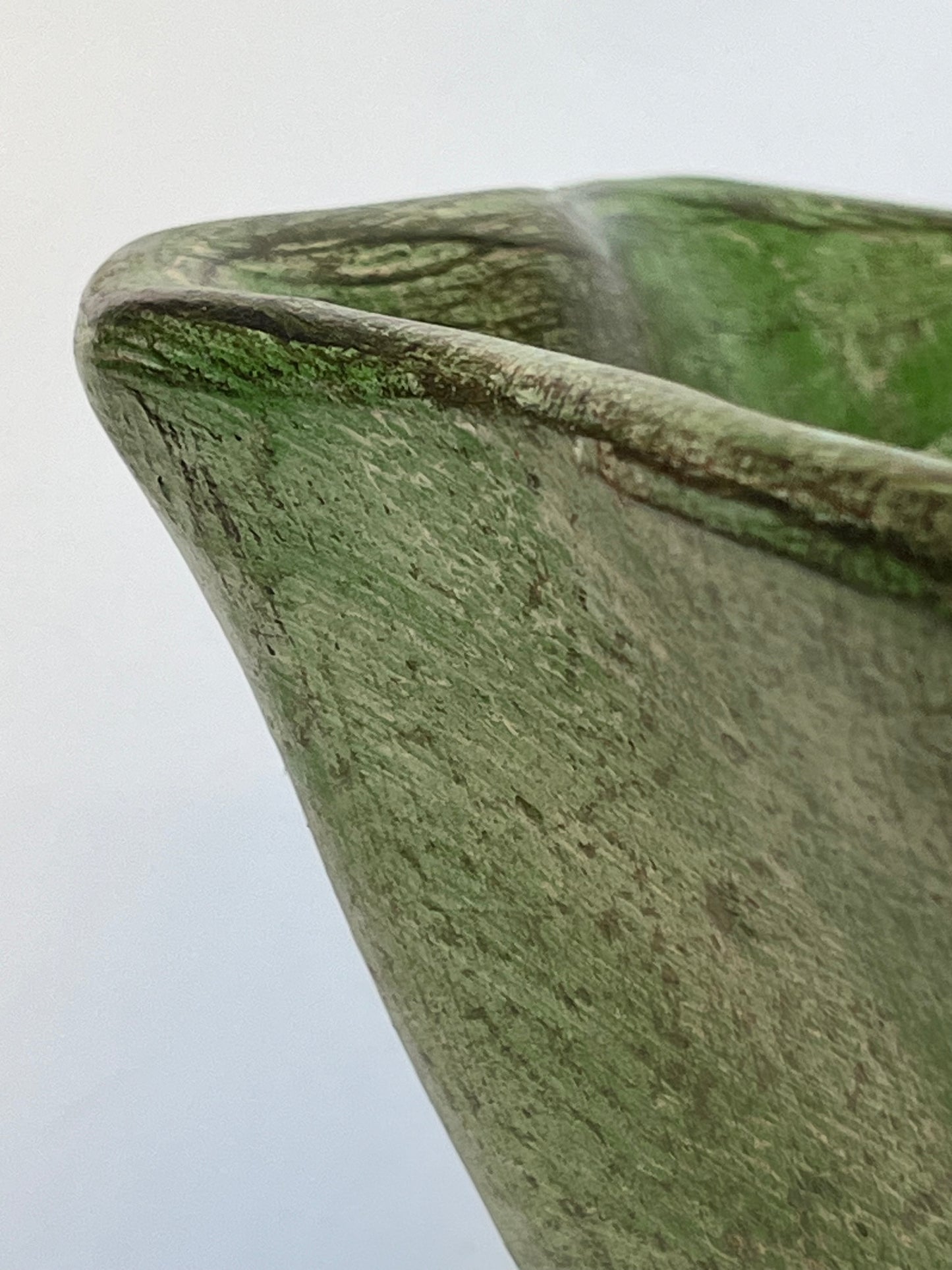 Apple green Snail pot