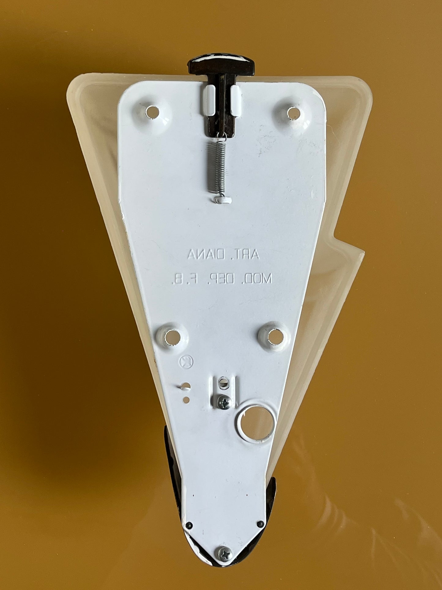 Wall sconce
