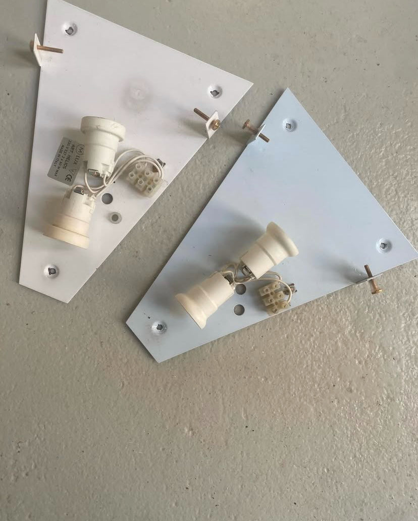 Wall sconce
