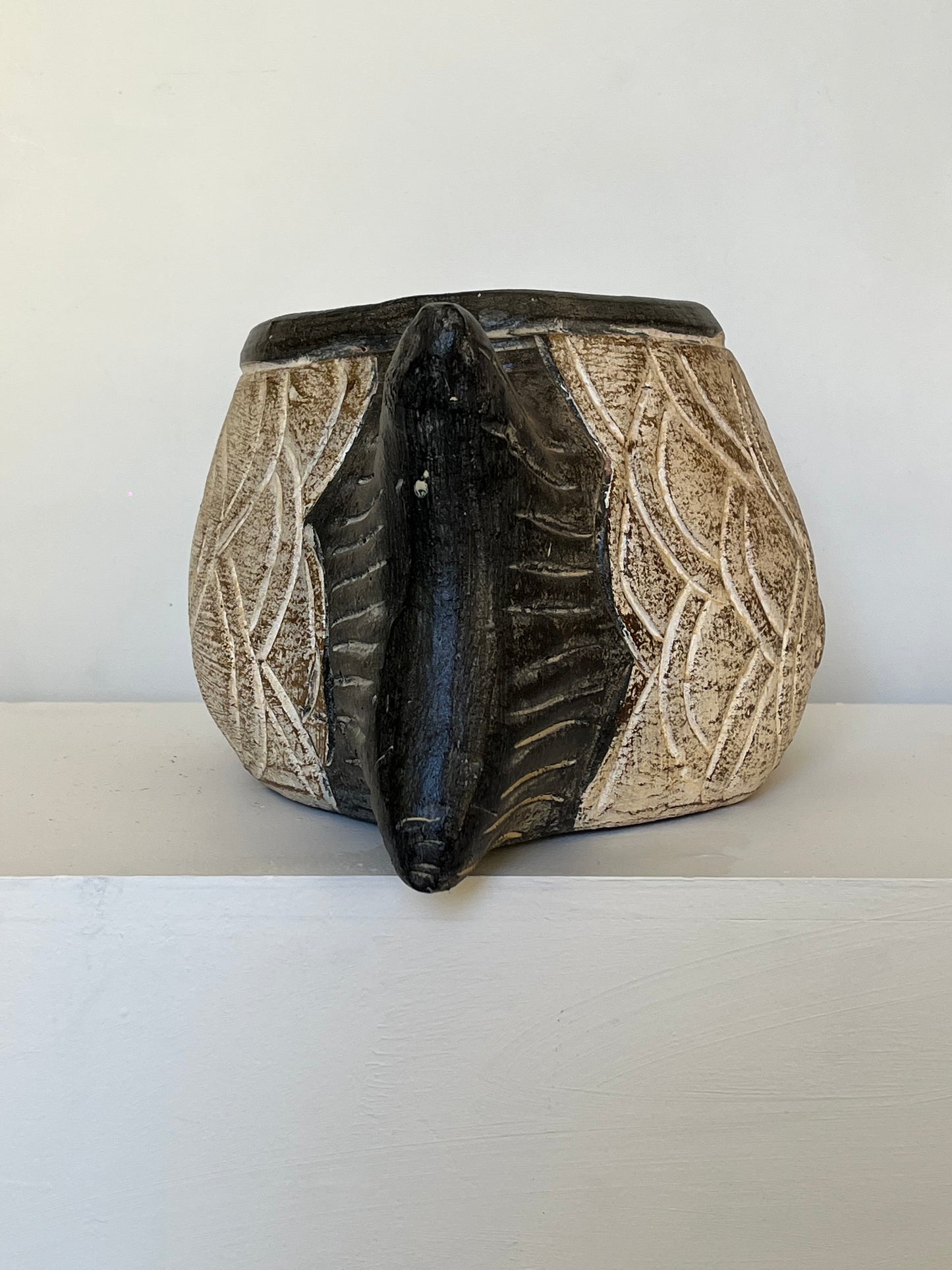 Ceramic fish pot