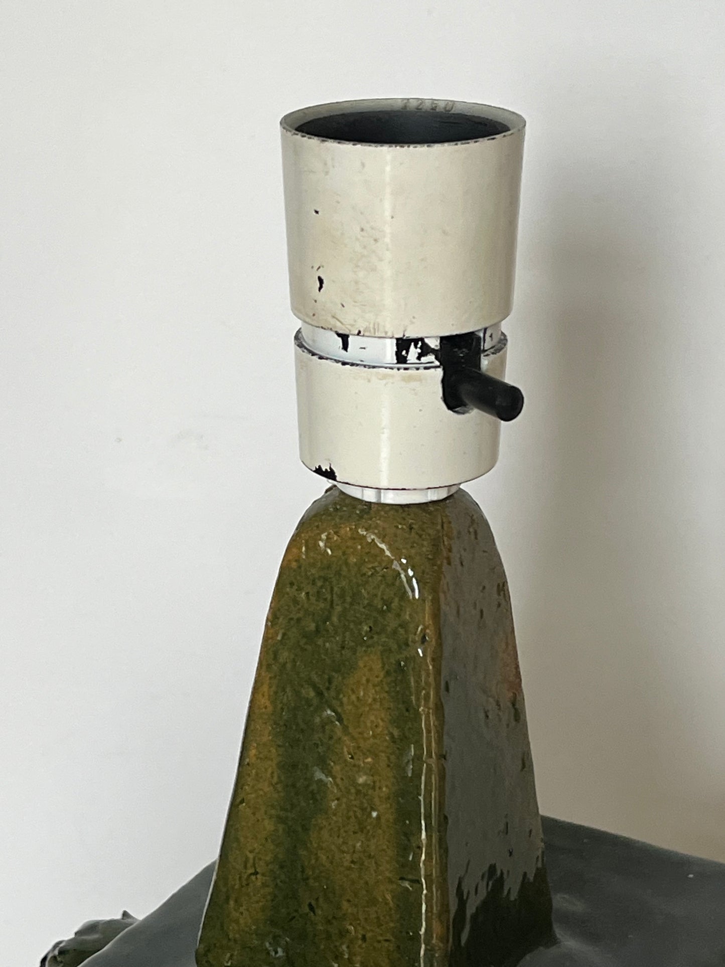 Brutalist ceramic tablelamp