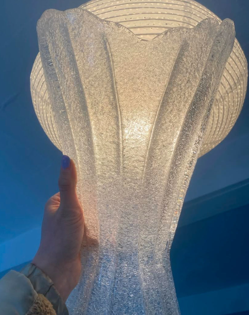 Wall sconce