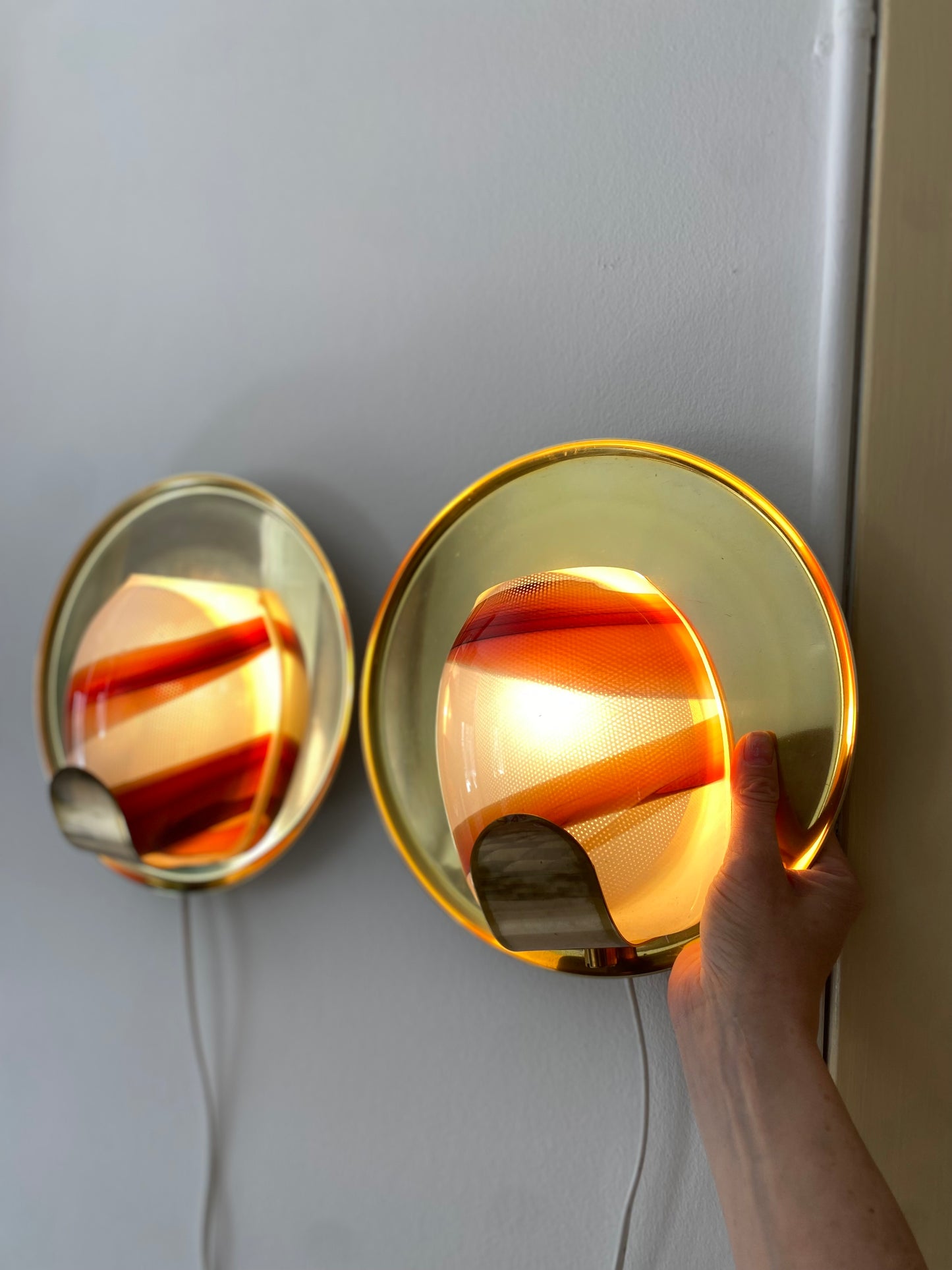 Wall lamps