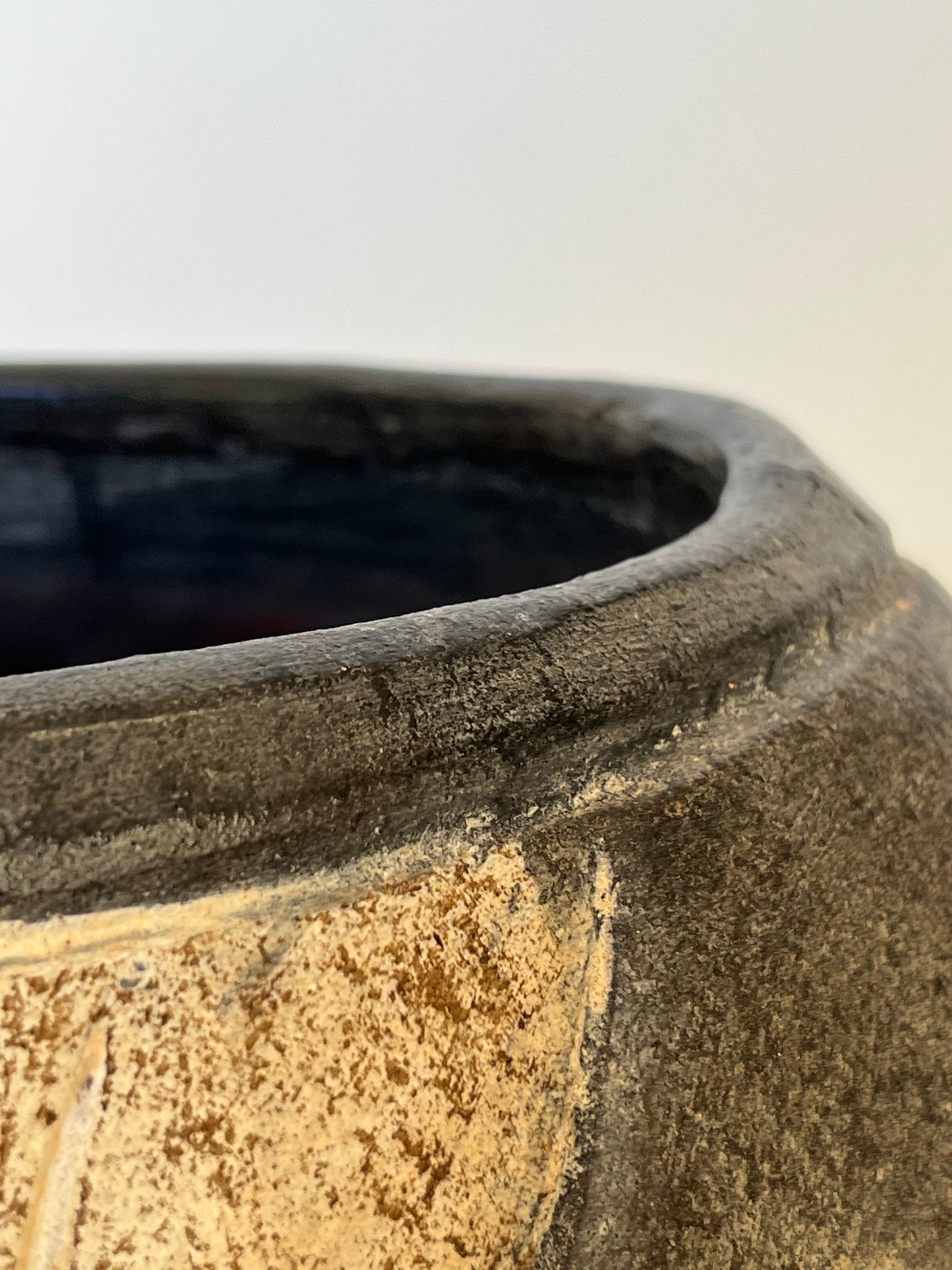 Ceramic fish pot