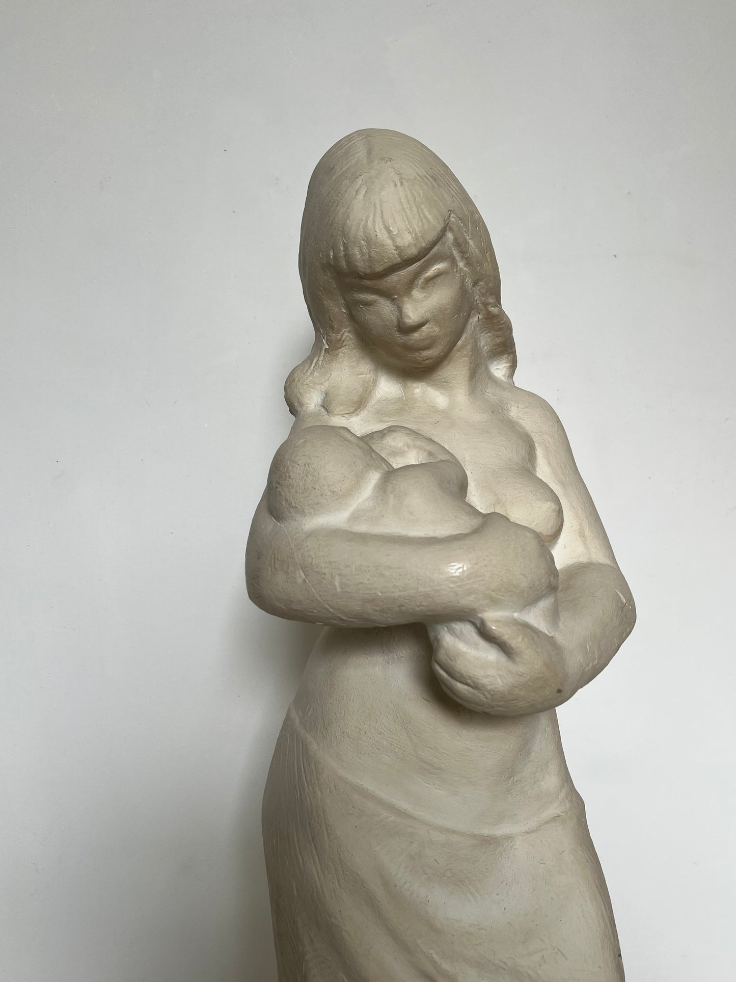 Mother and child figure