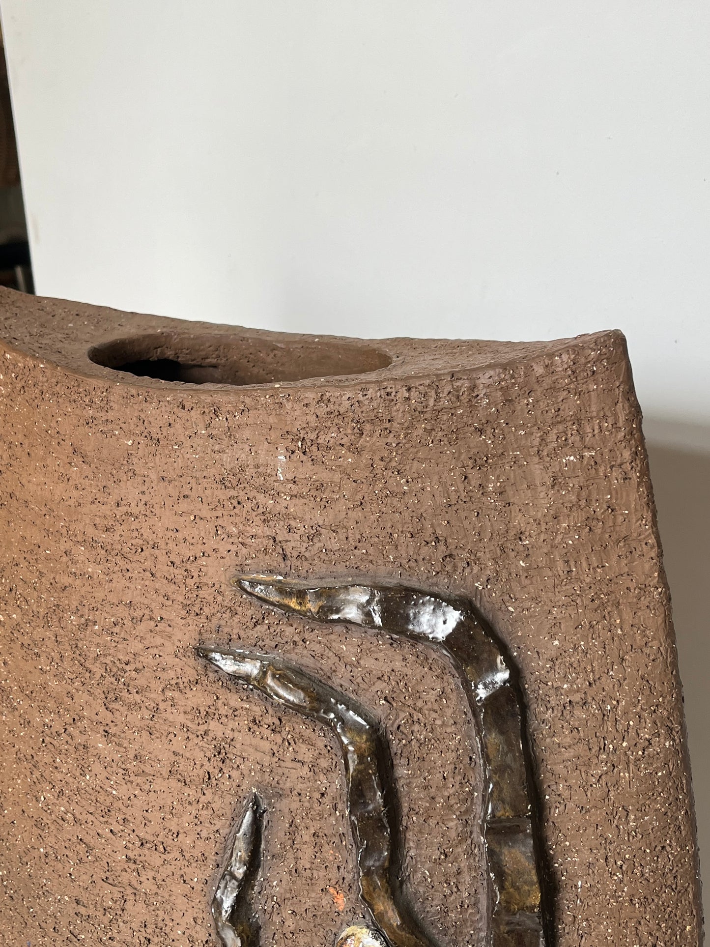 Brutalist floorvase