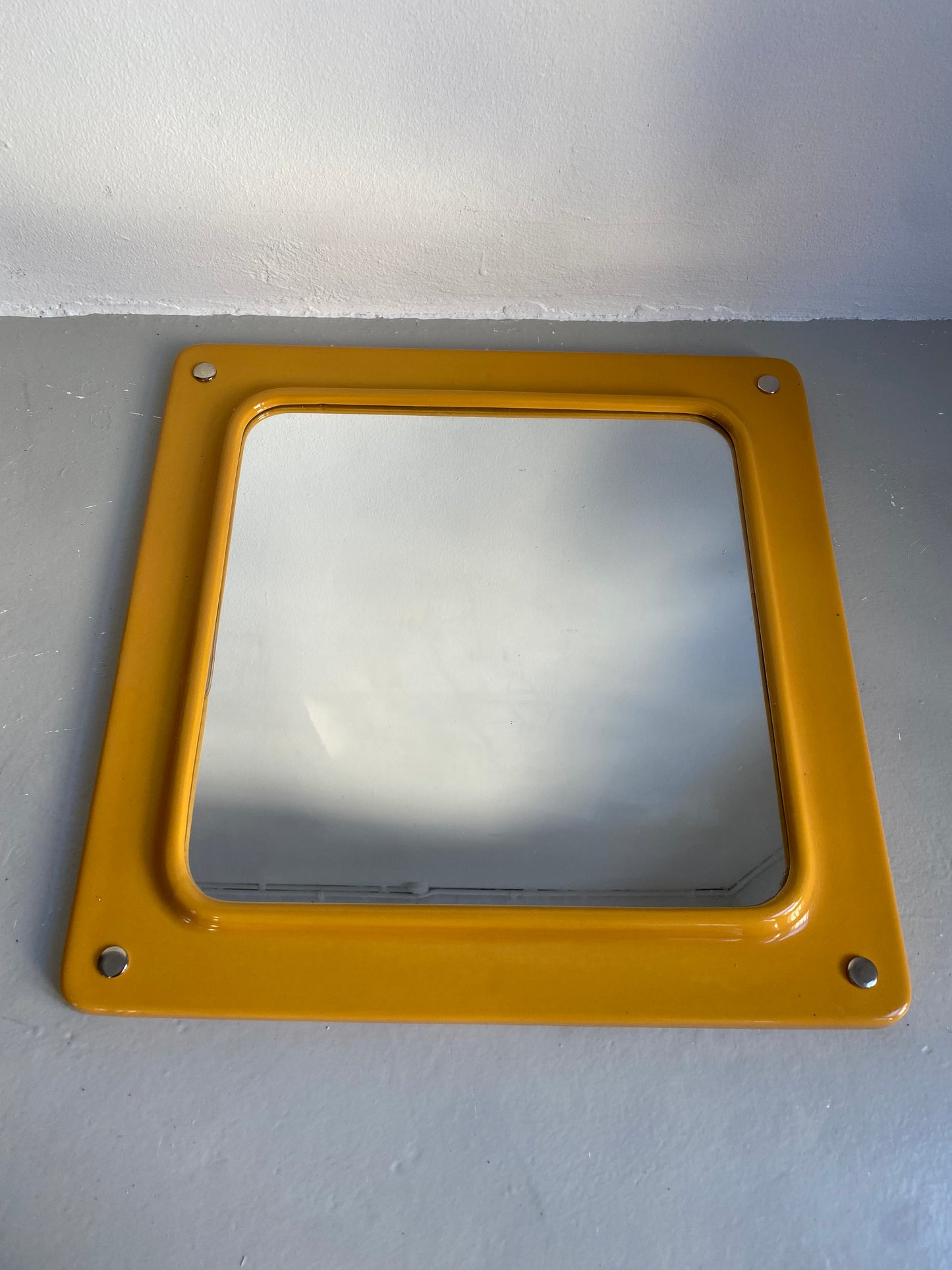 Yellow Ceramic mirror