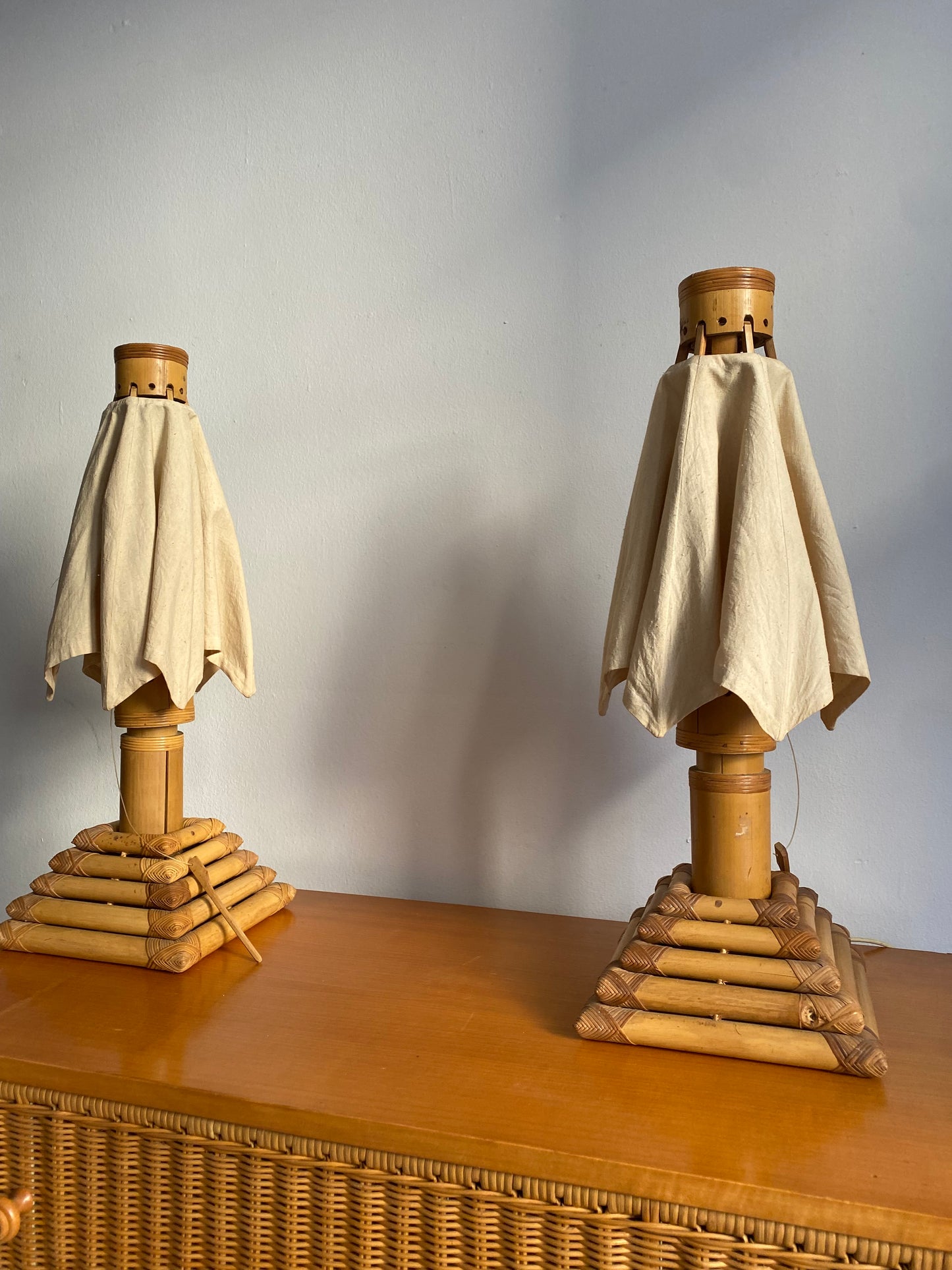 Bamboo tablelamps