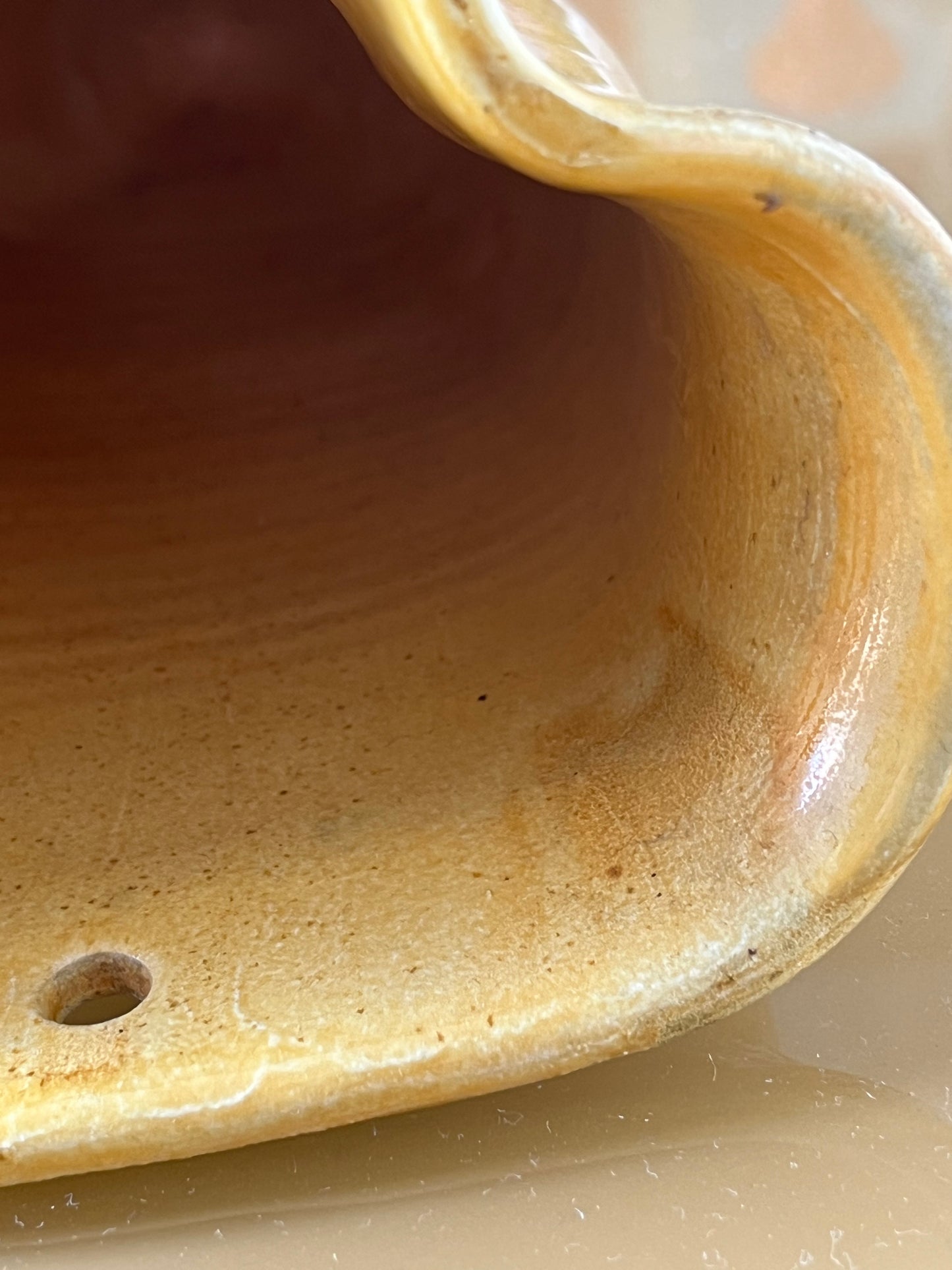 Ceramic wall vase