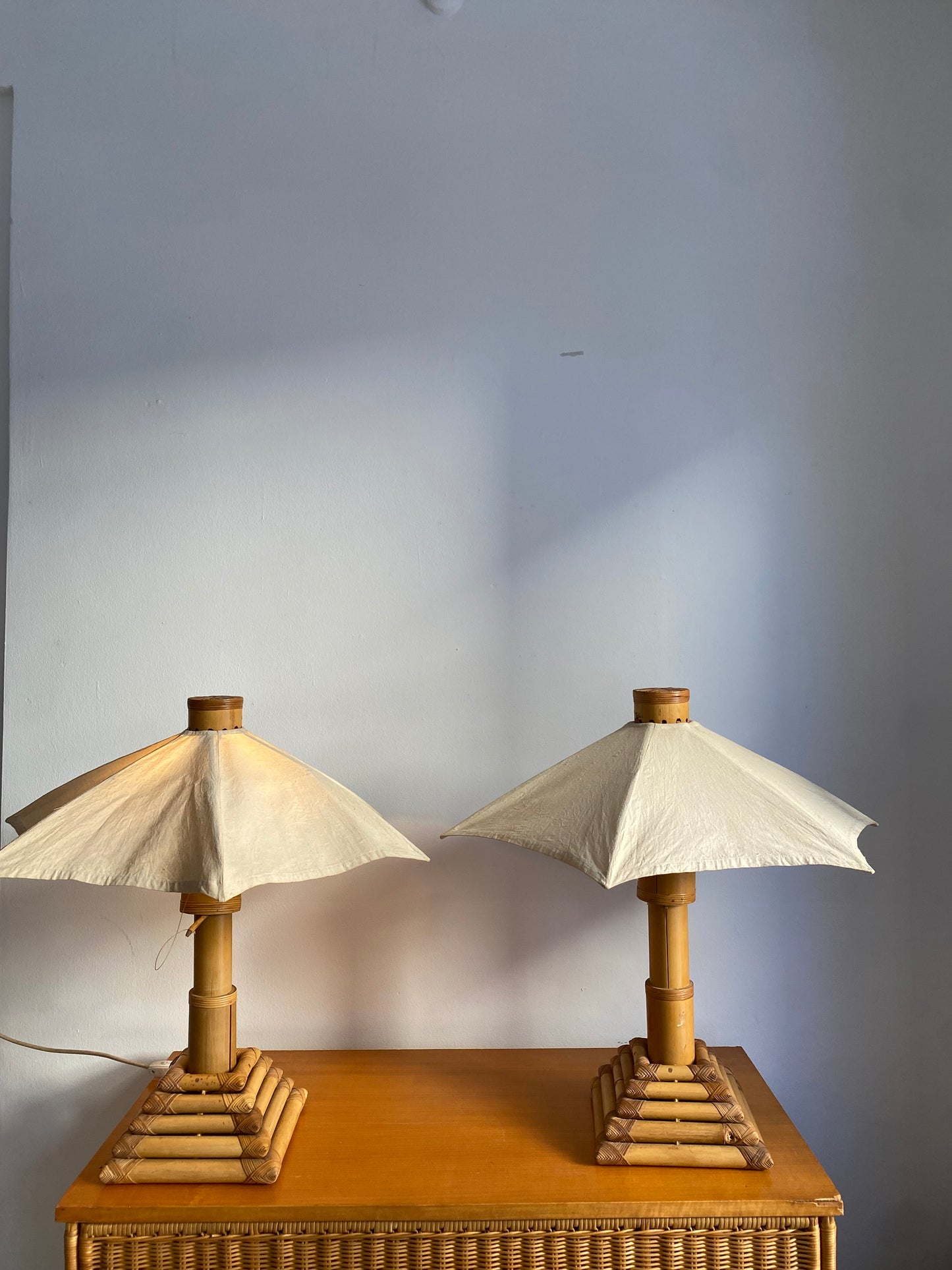 Bamboo tablelamps