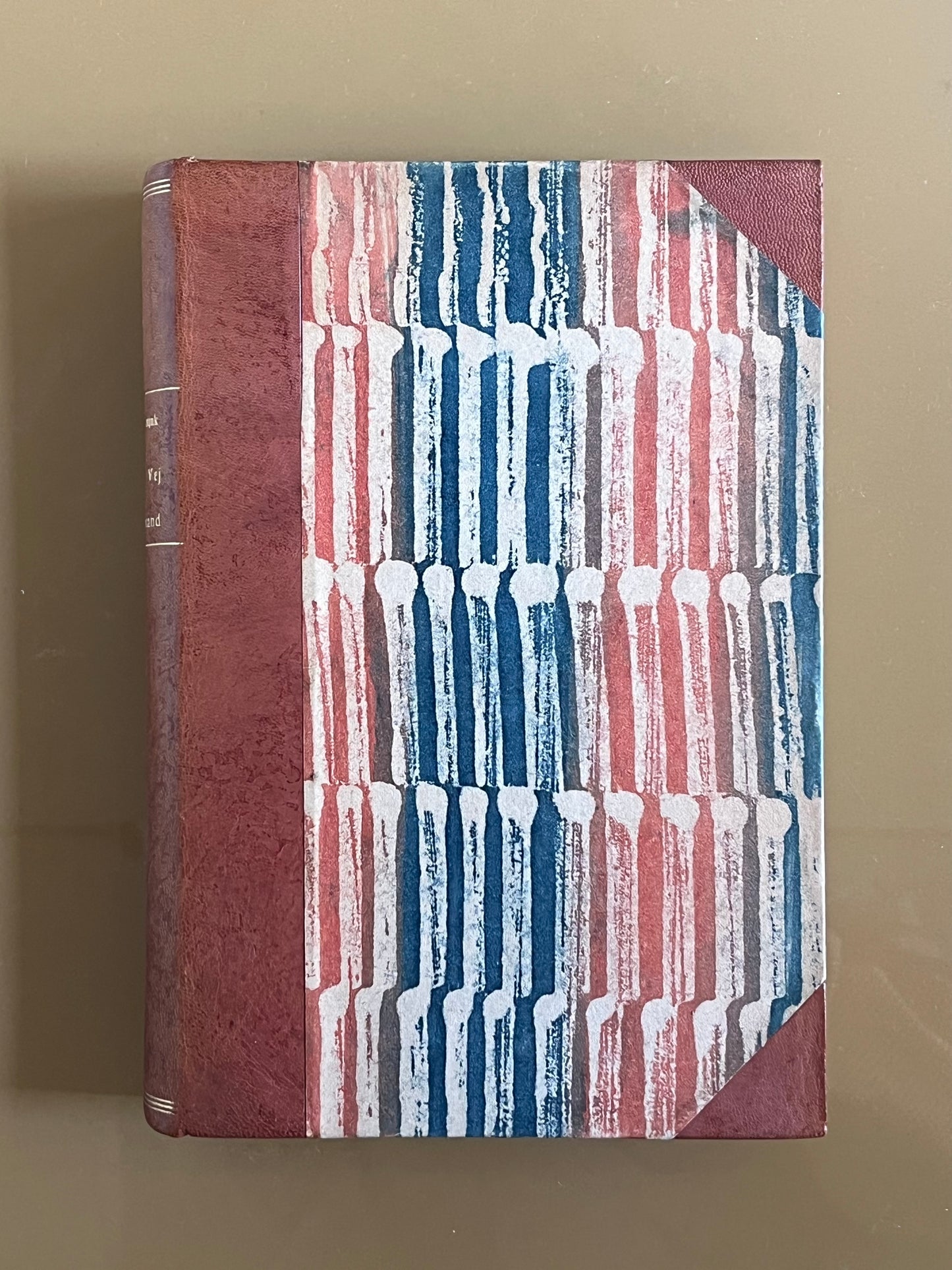 6 Books. Axel Salto covers.