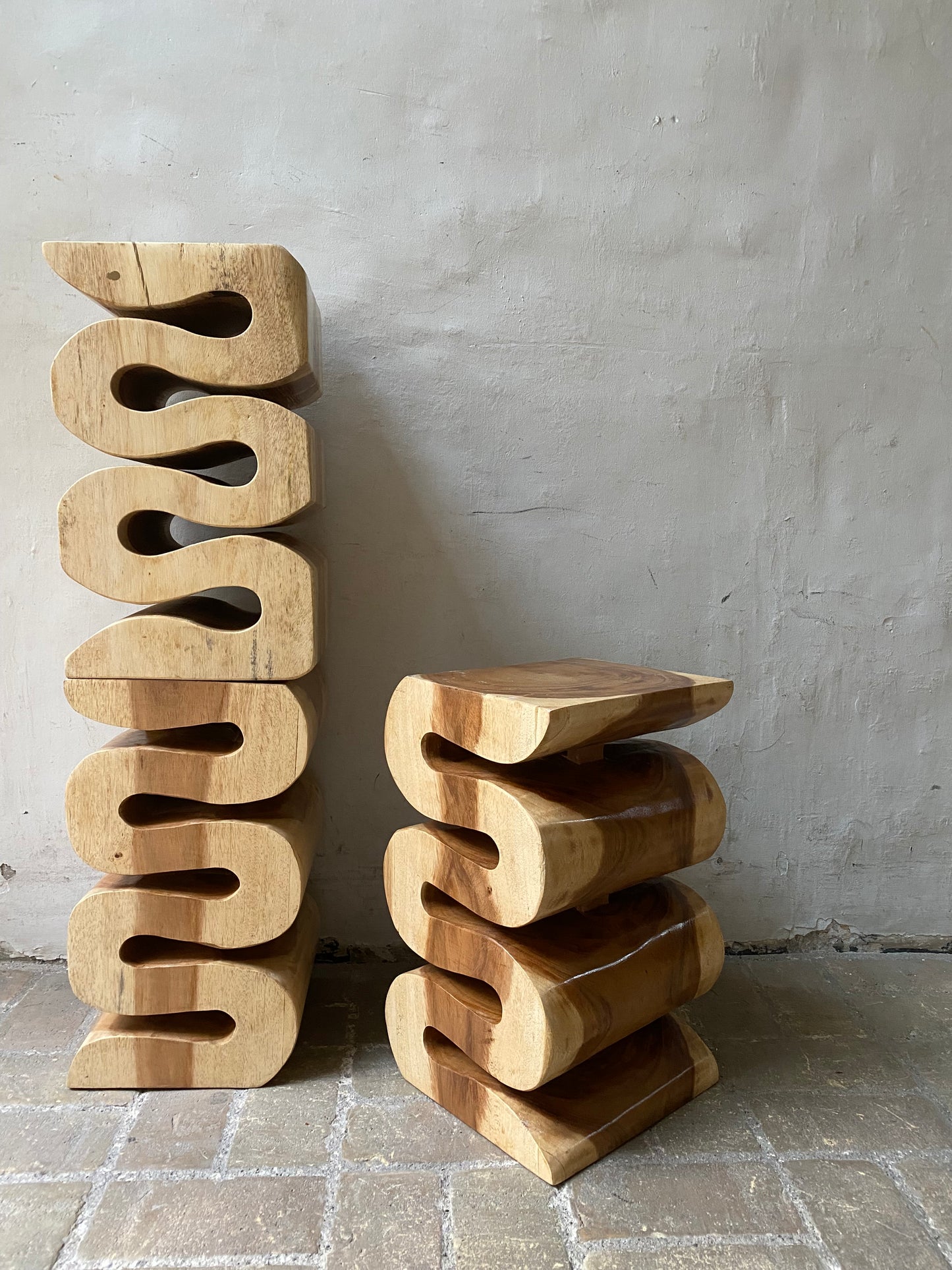 Zigzag stool