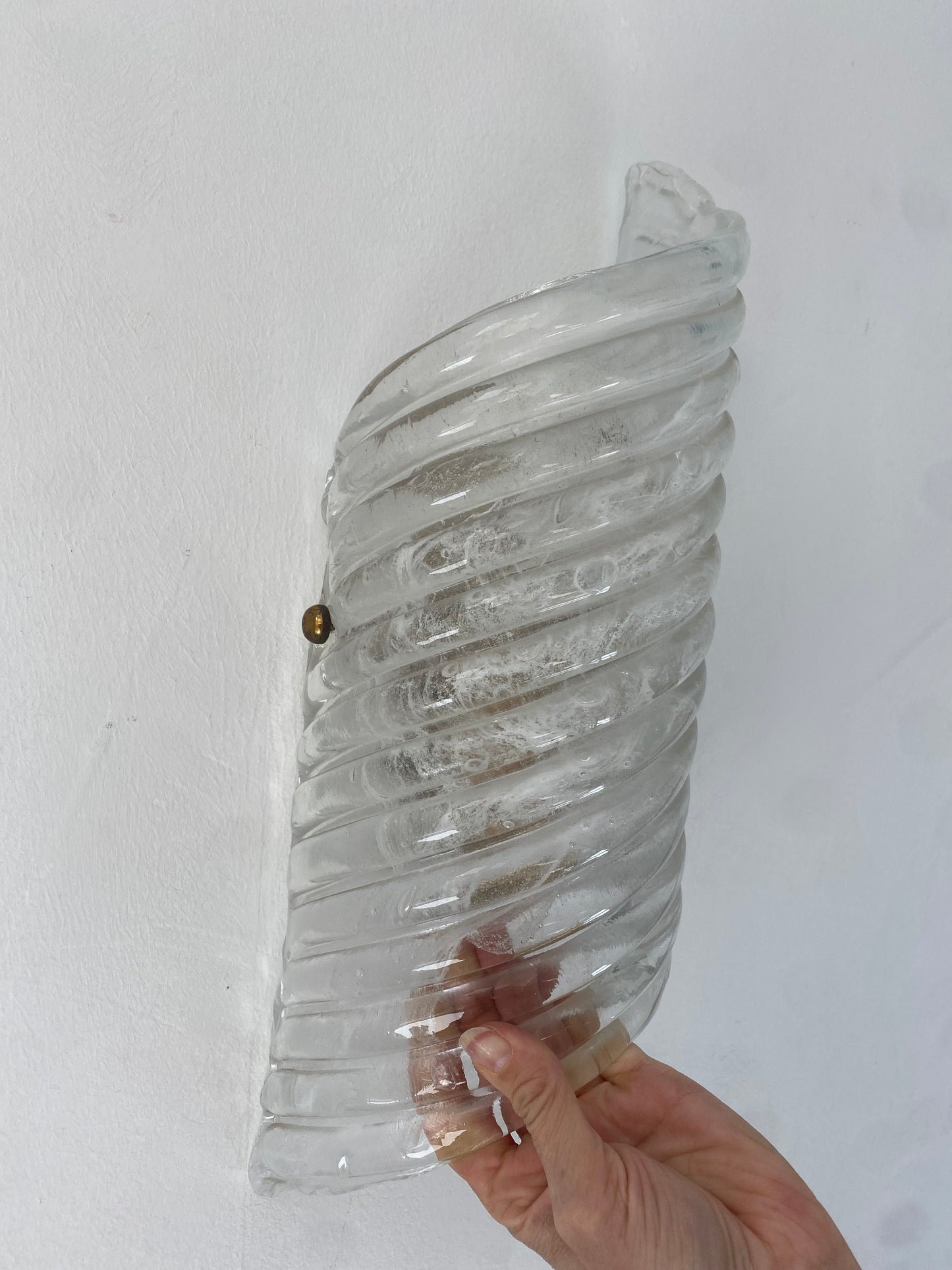 Wall sconce