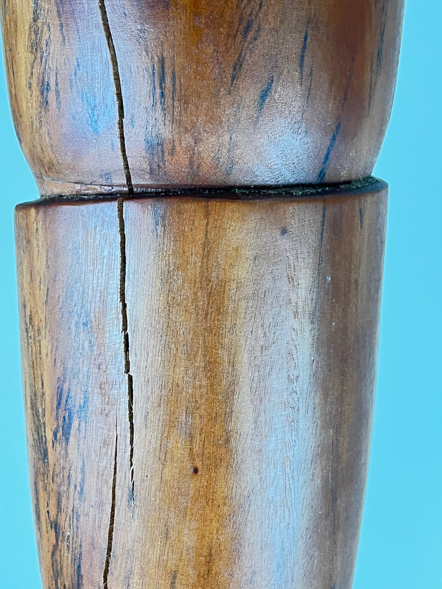Sculpture. Tropic teak.