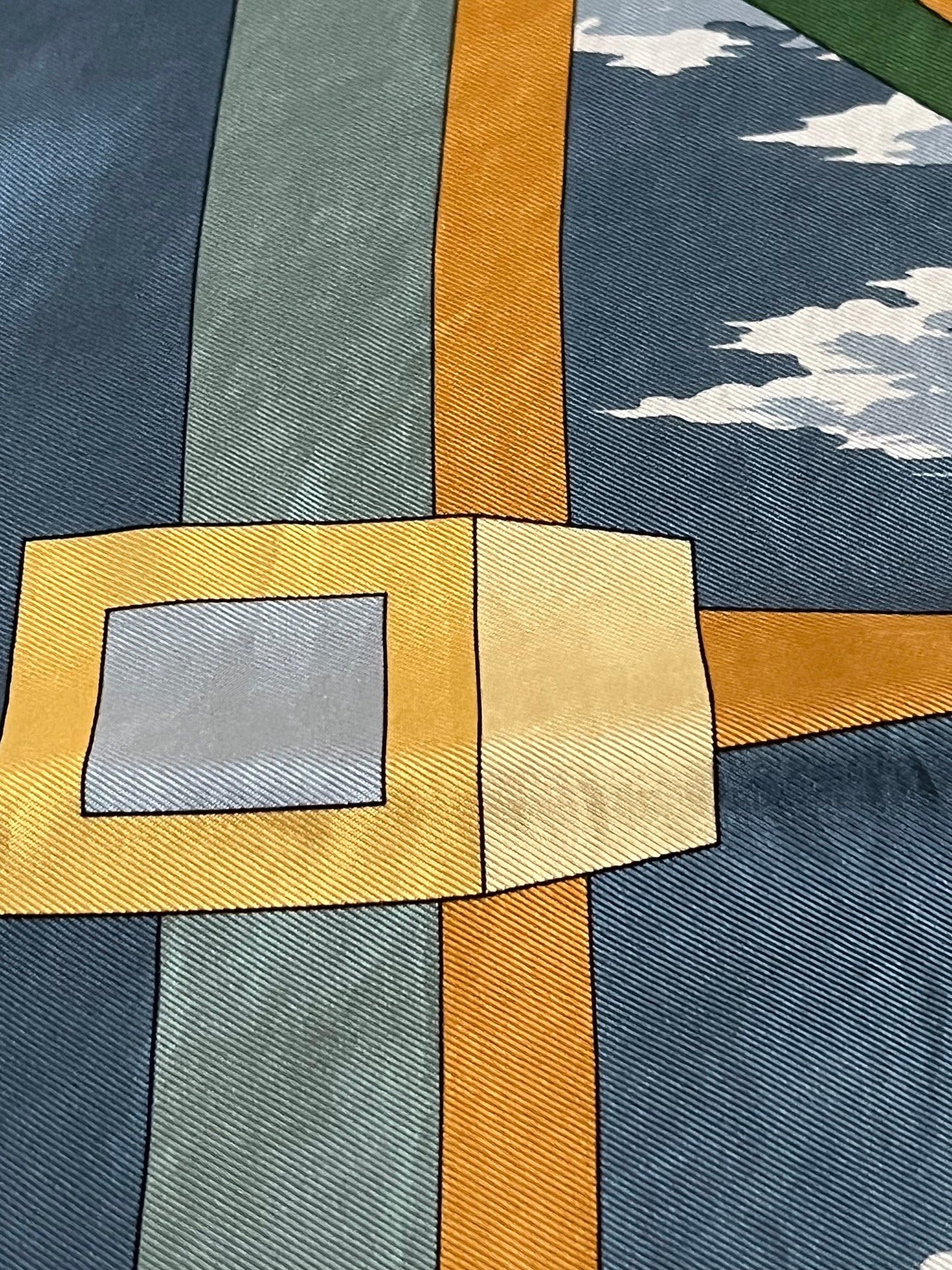 Hermes scarf. Cassandre.