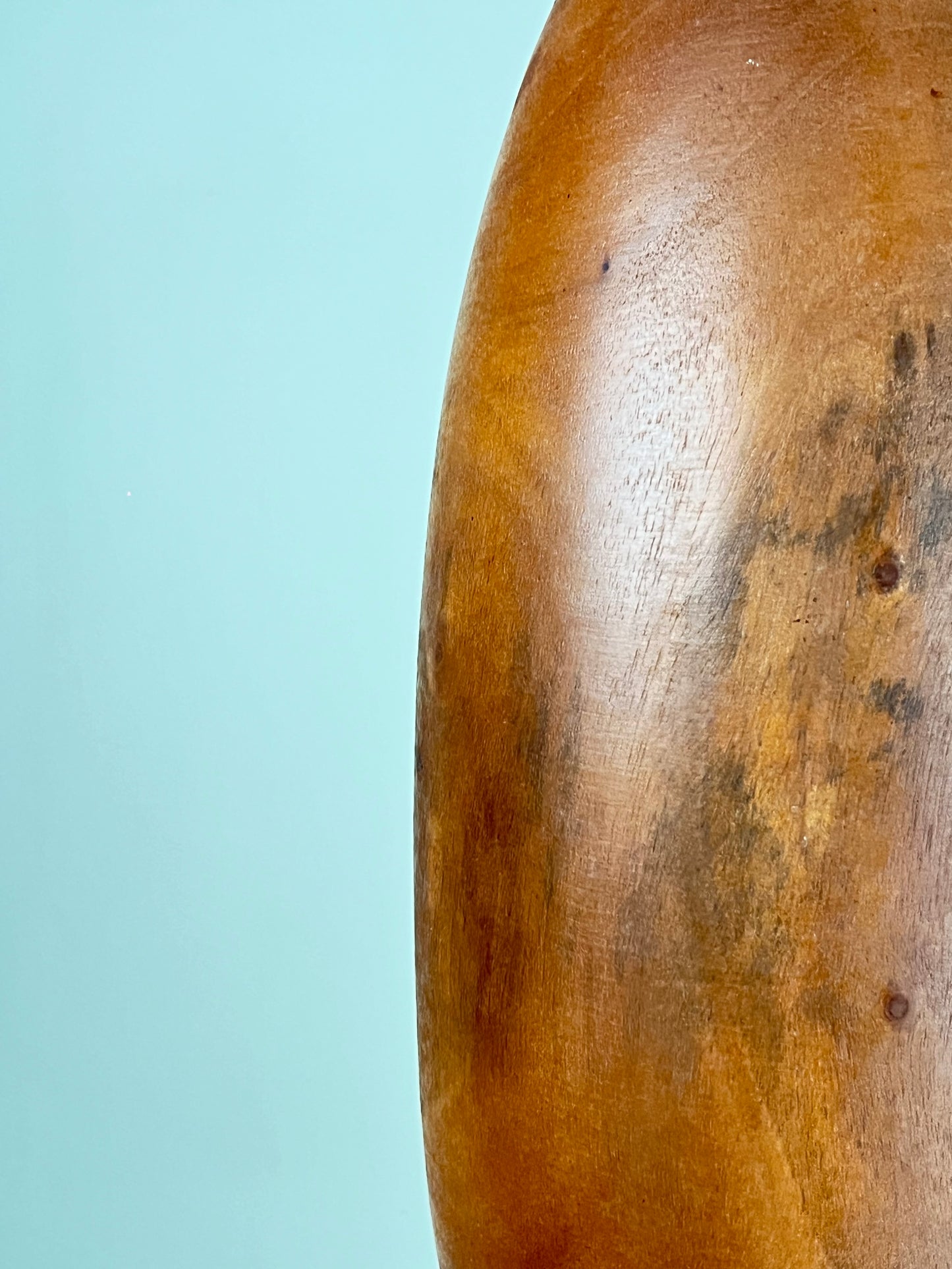 Sculpture. Tropic teak.