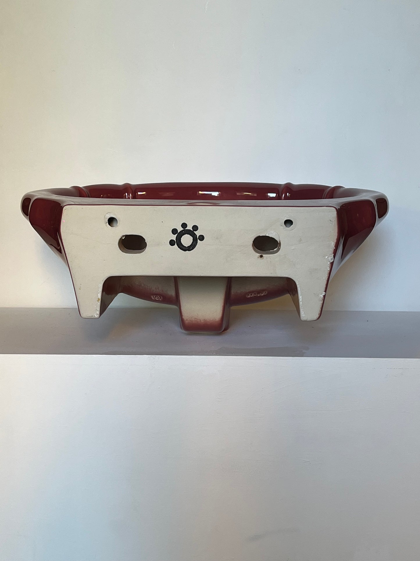 Bordeaux Porcelain sink