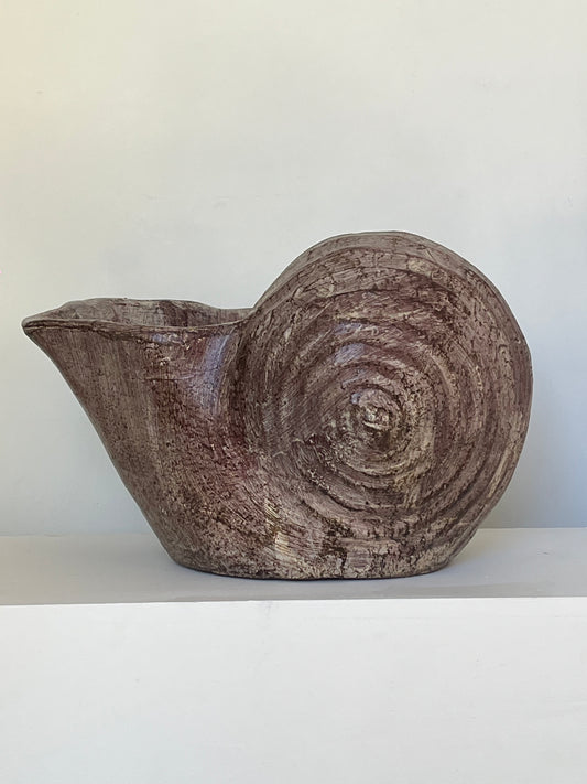 Lavender Snail pot