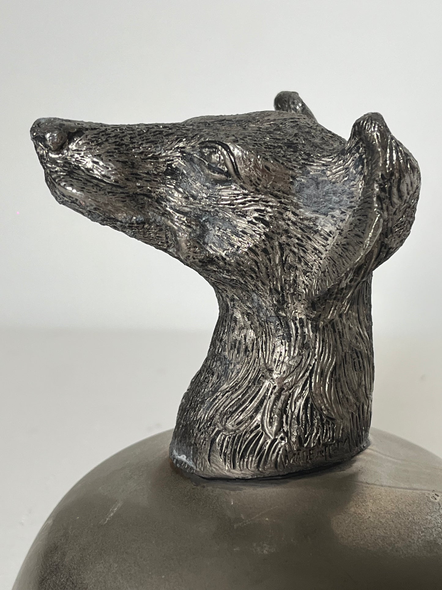 Silver-plated stirrup cup. Dog.