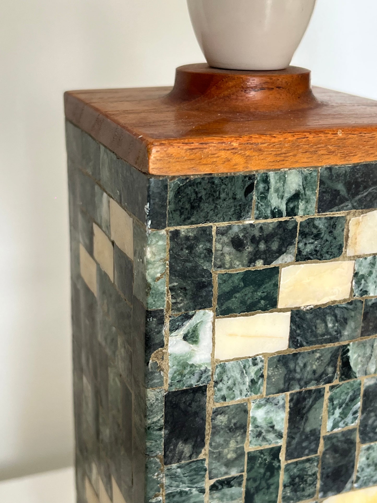 Marble and teak tablelamp