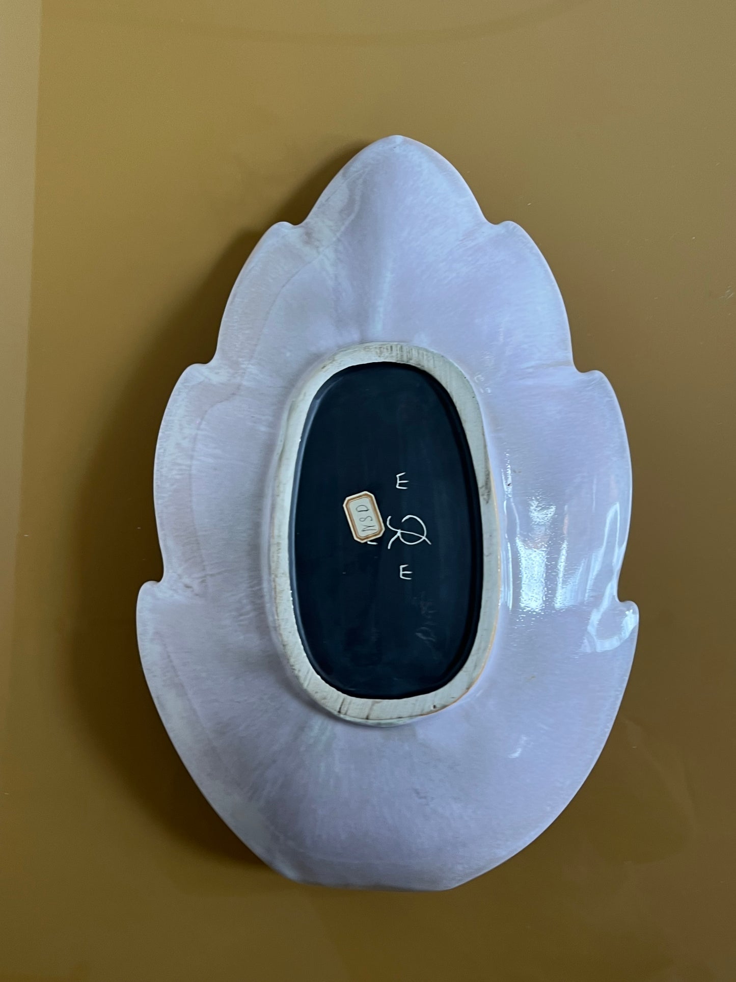 Ceramic plate decor