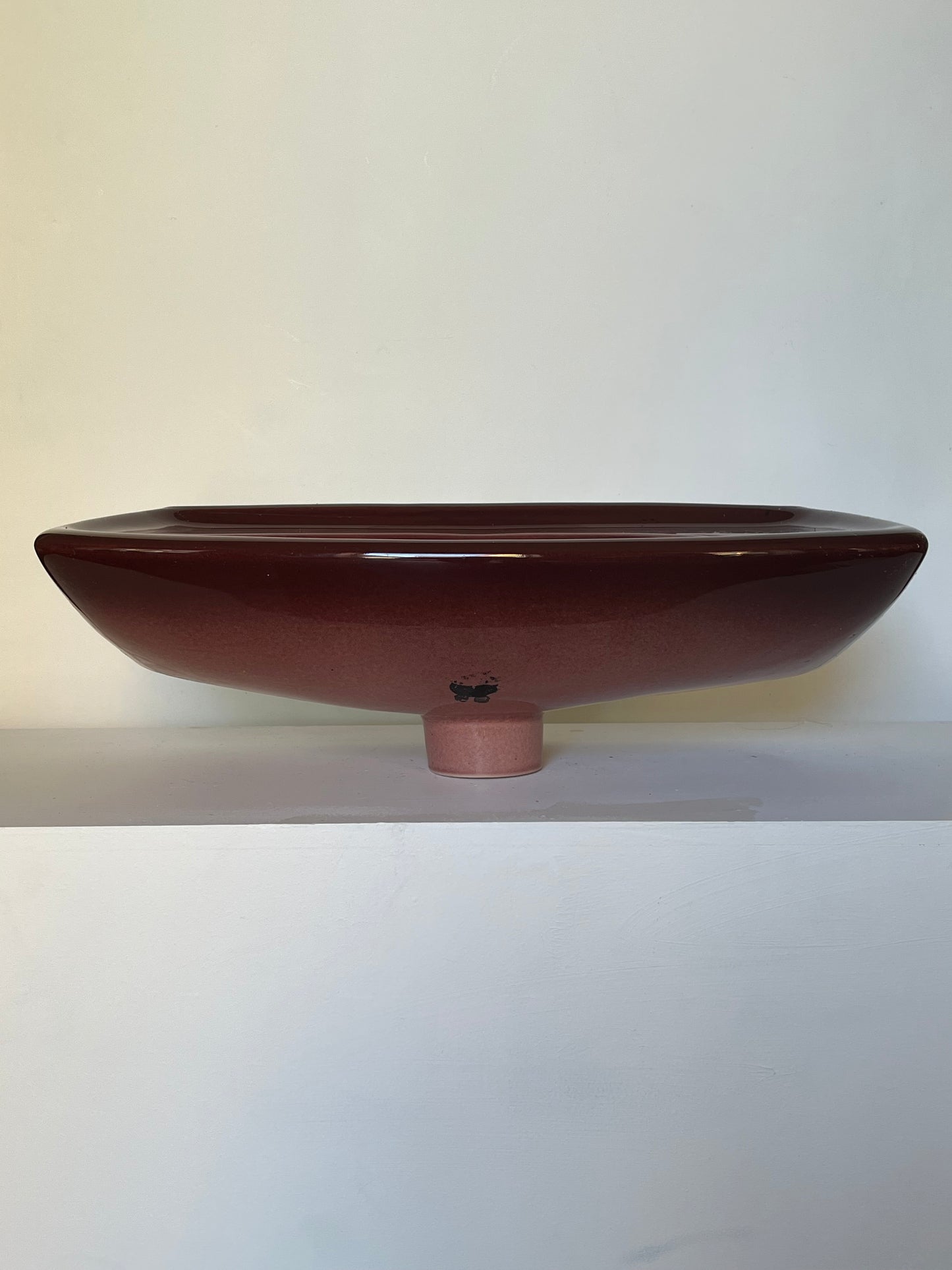 Slim Bordeaux Porcelain sink