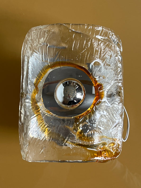 Wall lamp