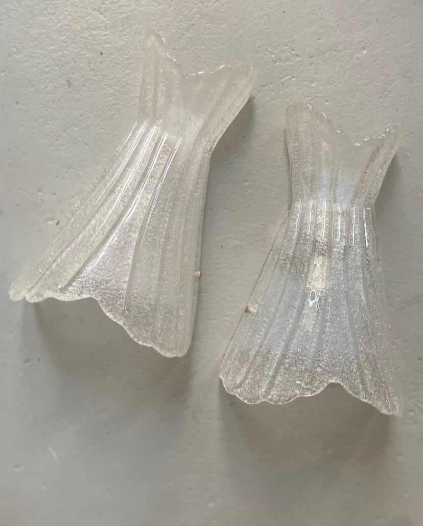 Wall sconce